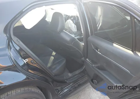 2021 Toyota Camry Se z USA, uszkodzony, nr VIN 4T1T11AK5MU564799